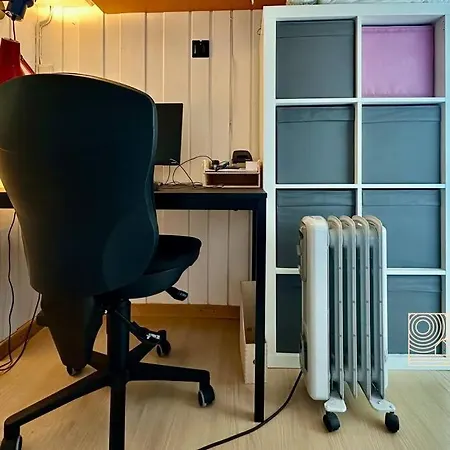 Seaside With Terrace And Ocean View Vakantiehuis *